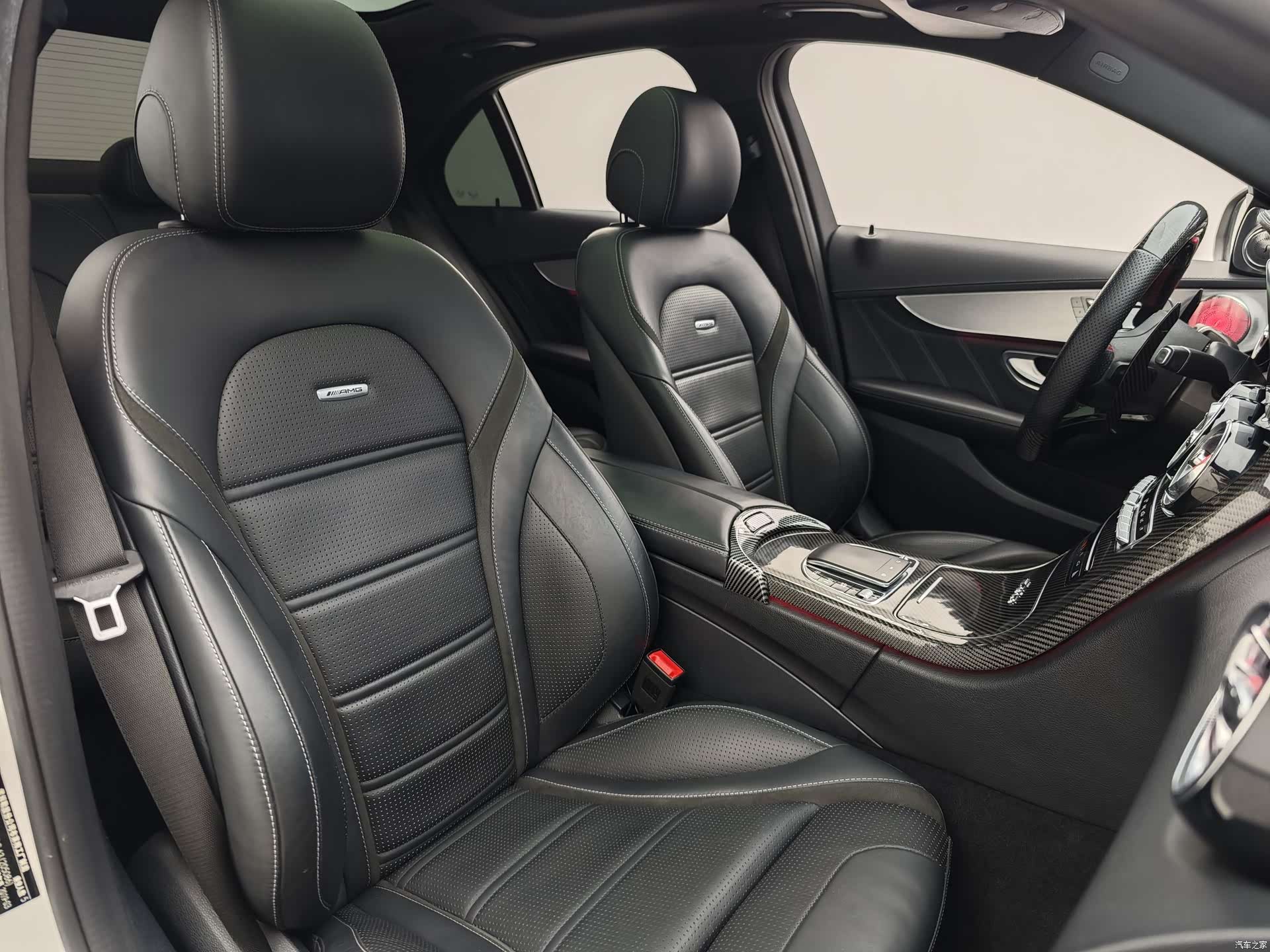 Mercedes-Benz C-Class, 2019 10