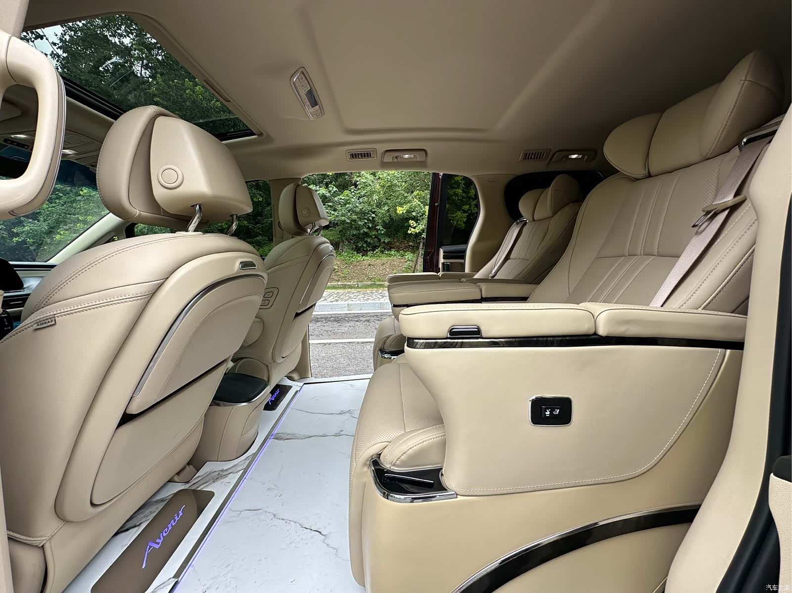 Buick GL8, 2022 7