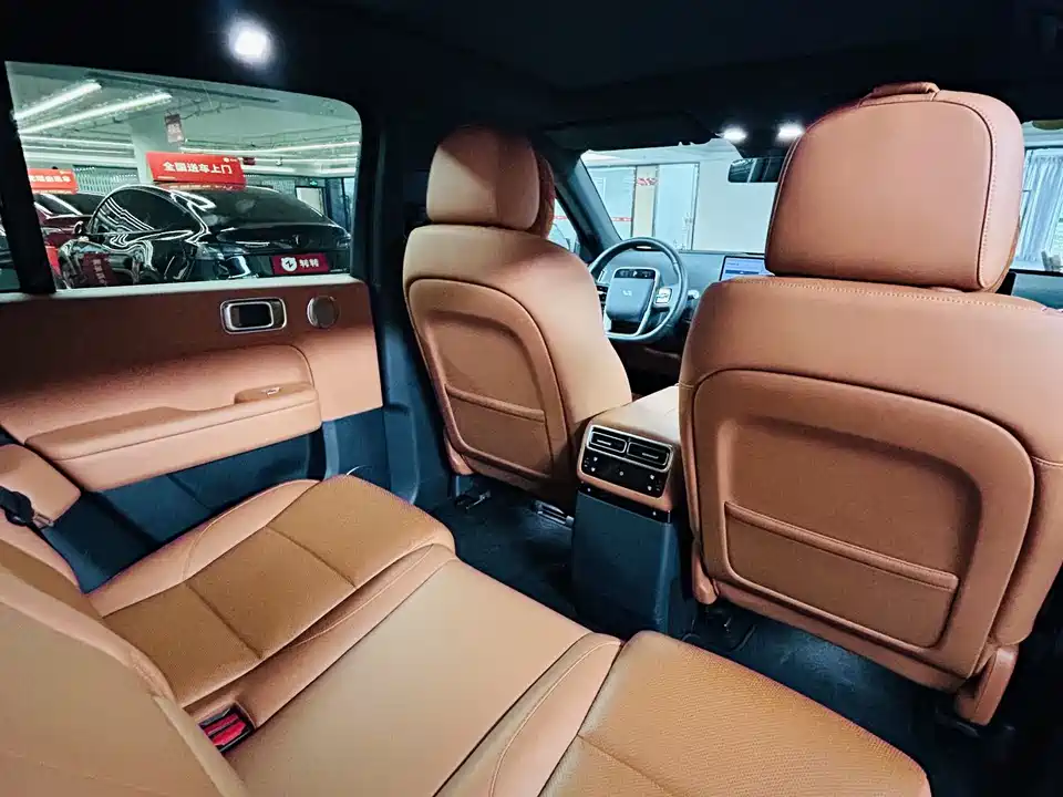 Li Auto Ideal L6