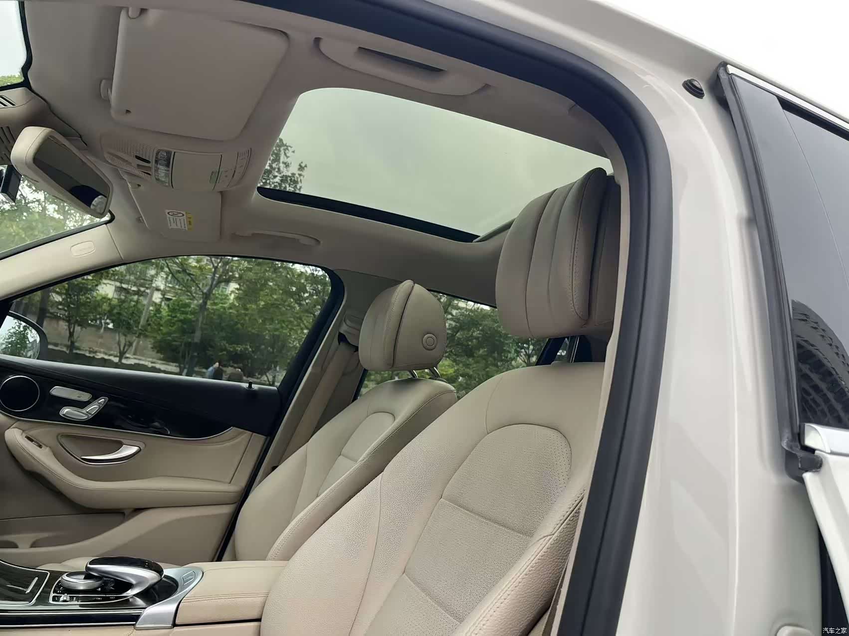 Mercedes-Benz GLC, 2017 11