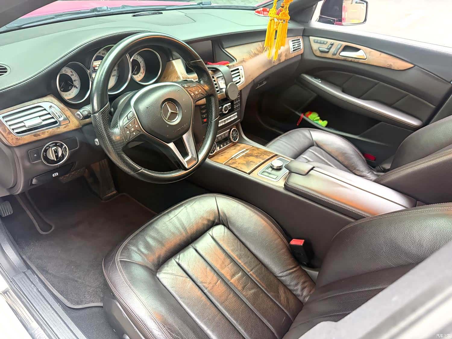 Mercedes-Benz CLS, 2015 4