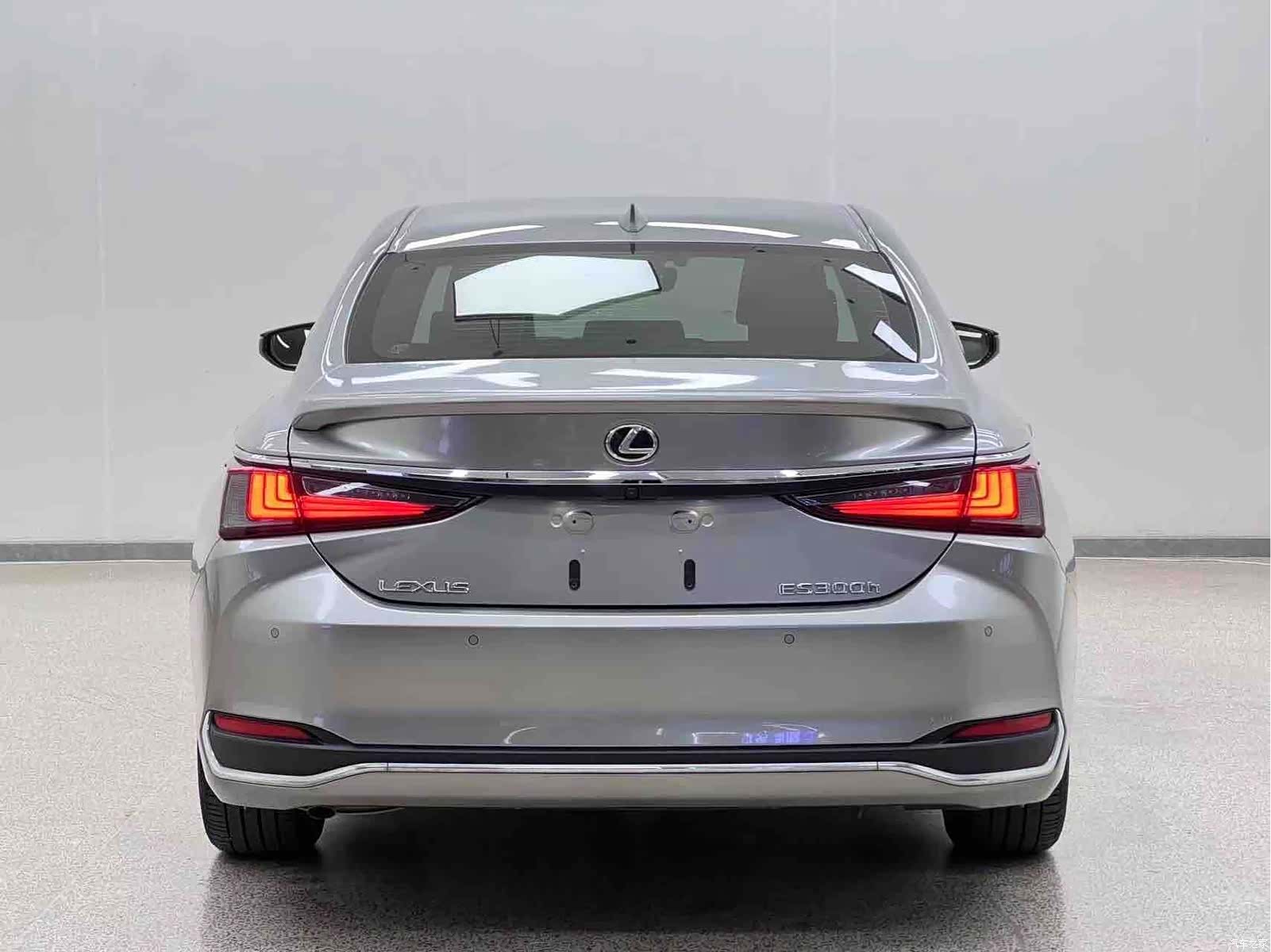 Lexus ES, 2024 29