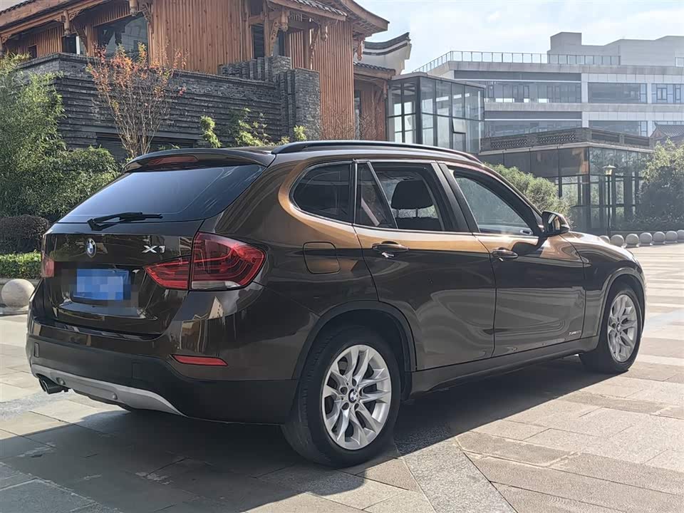 BMW X1