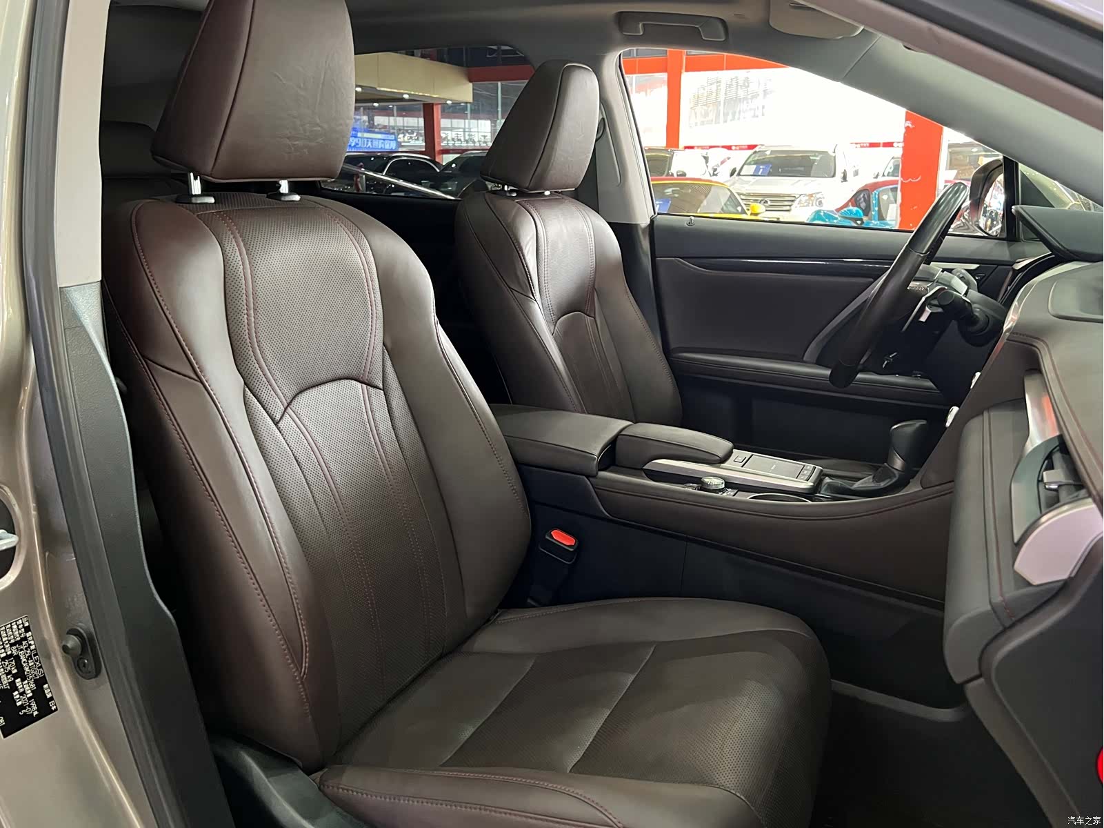 Lexus RX, 2021 15