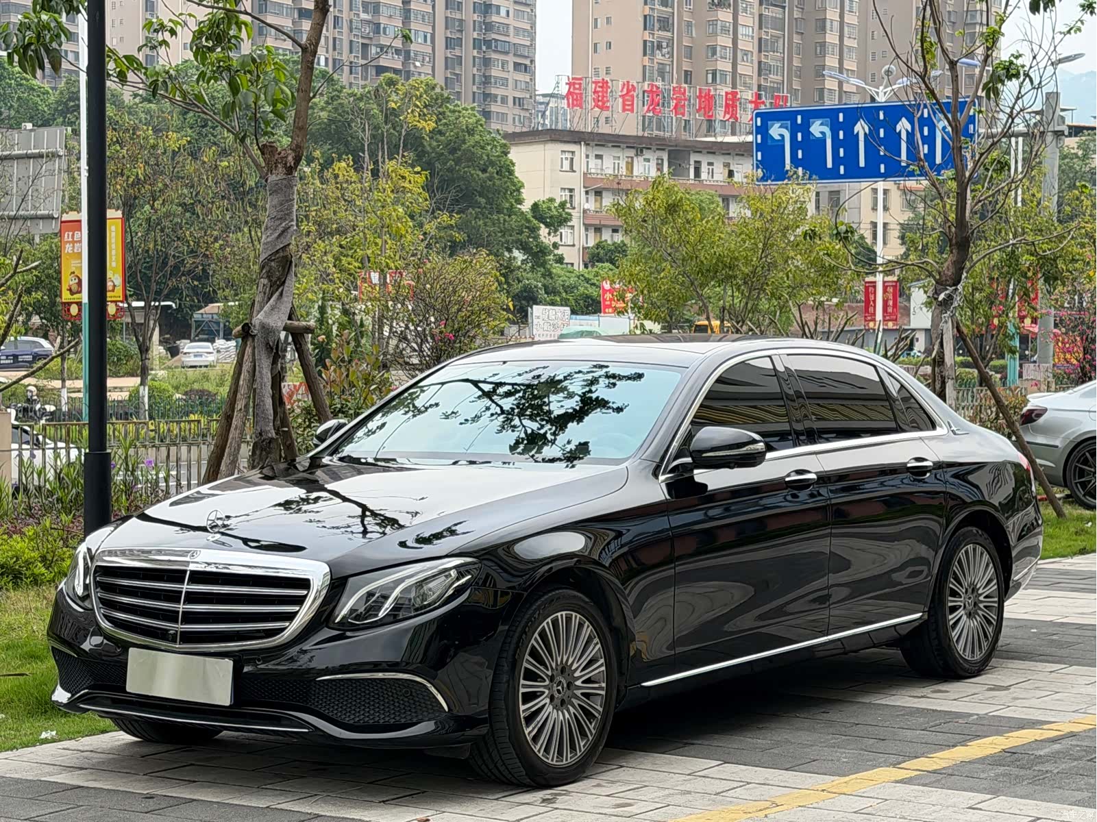 Mercedes-Benz E-Class, 2020 1