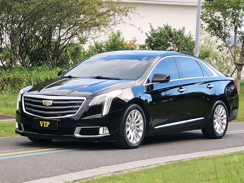 Cadillac XTS