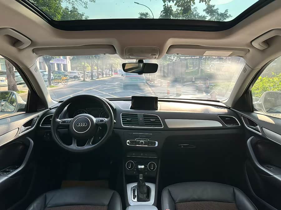 Audi Q3 2018, фото 2