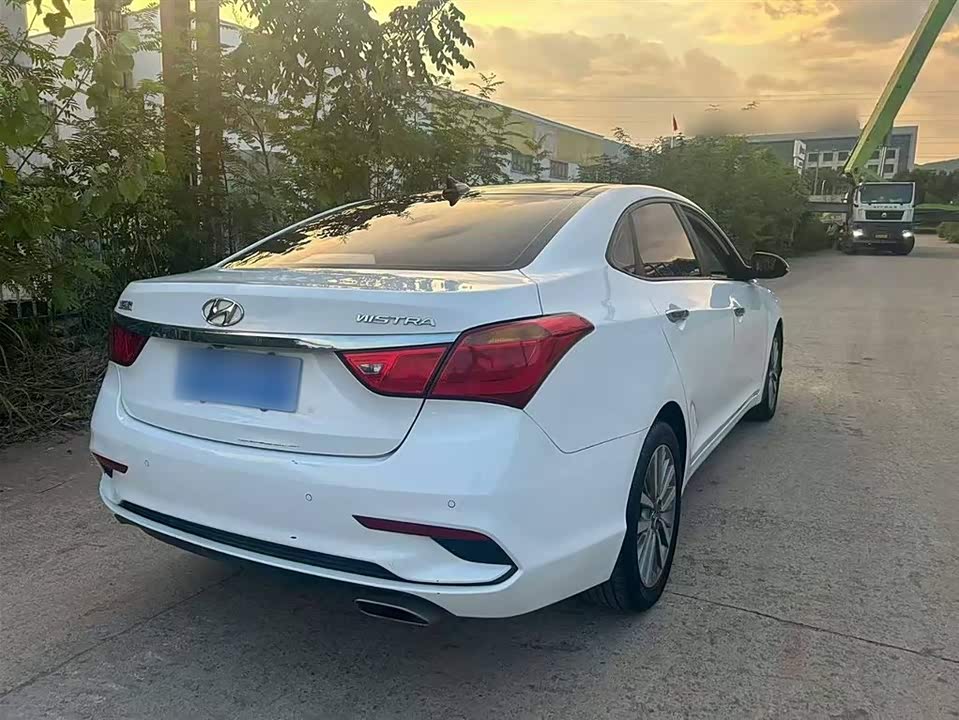 Hyundai Name picture