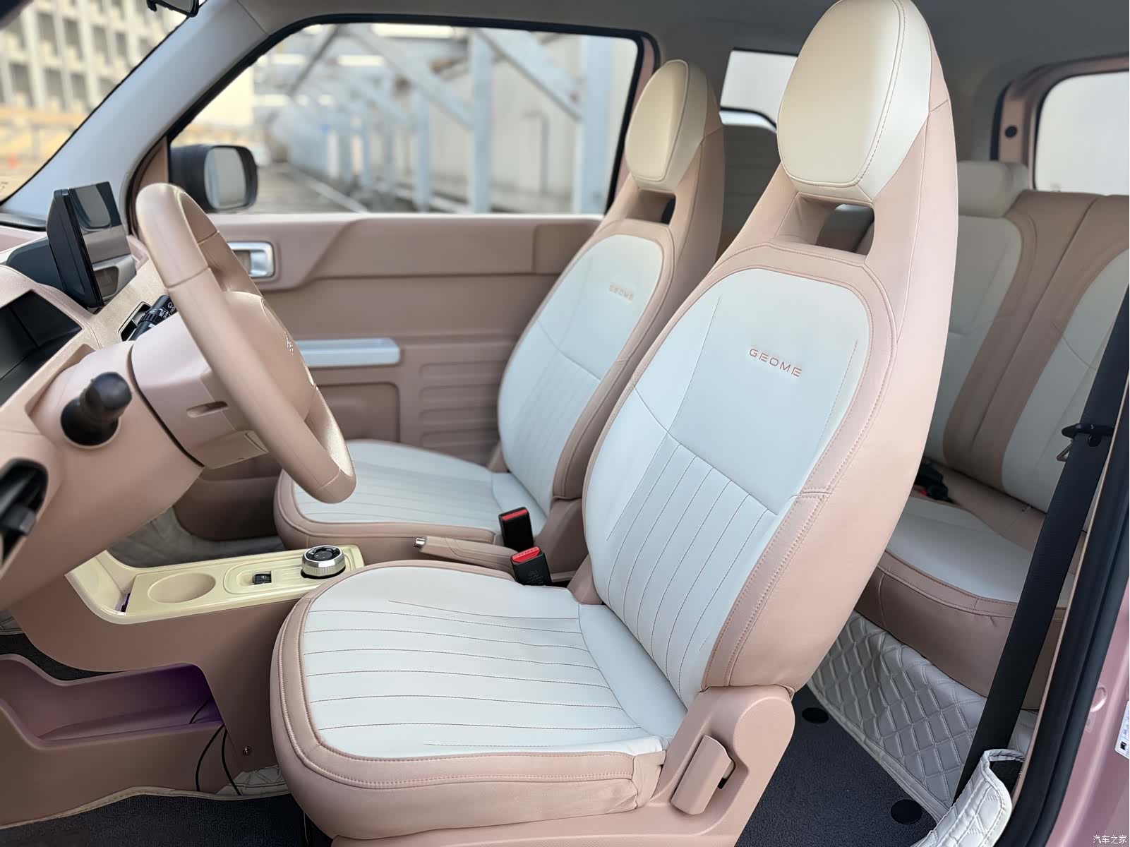 Geely Panda, 2023 12