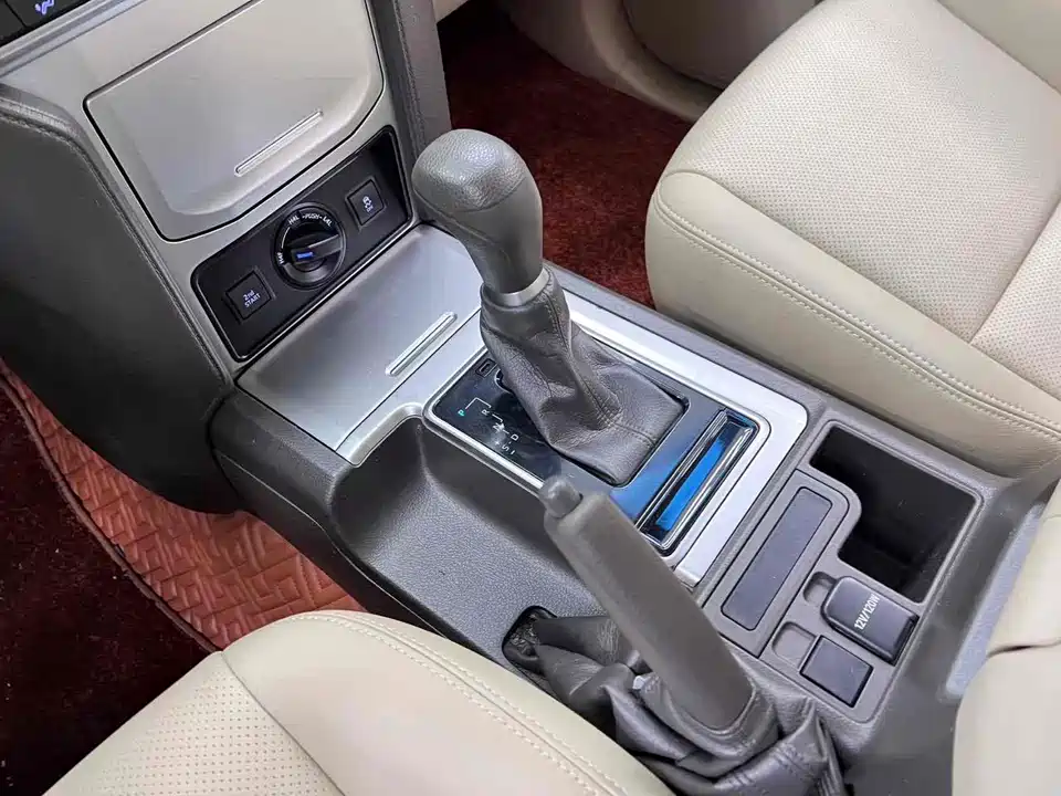Toyota Prado