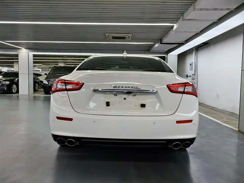 Maserati Ghibli