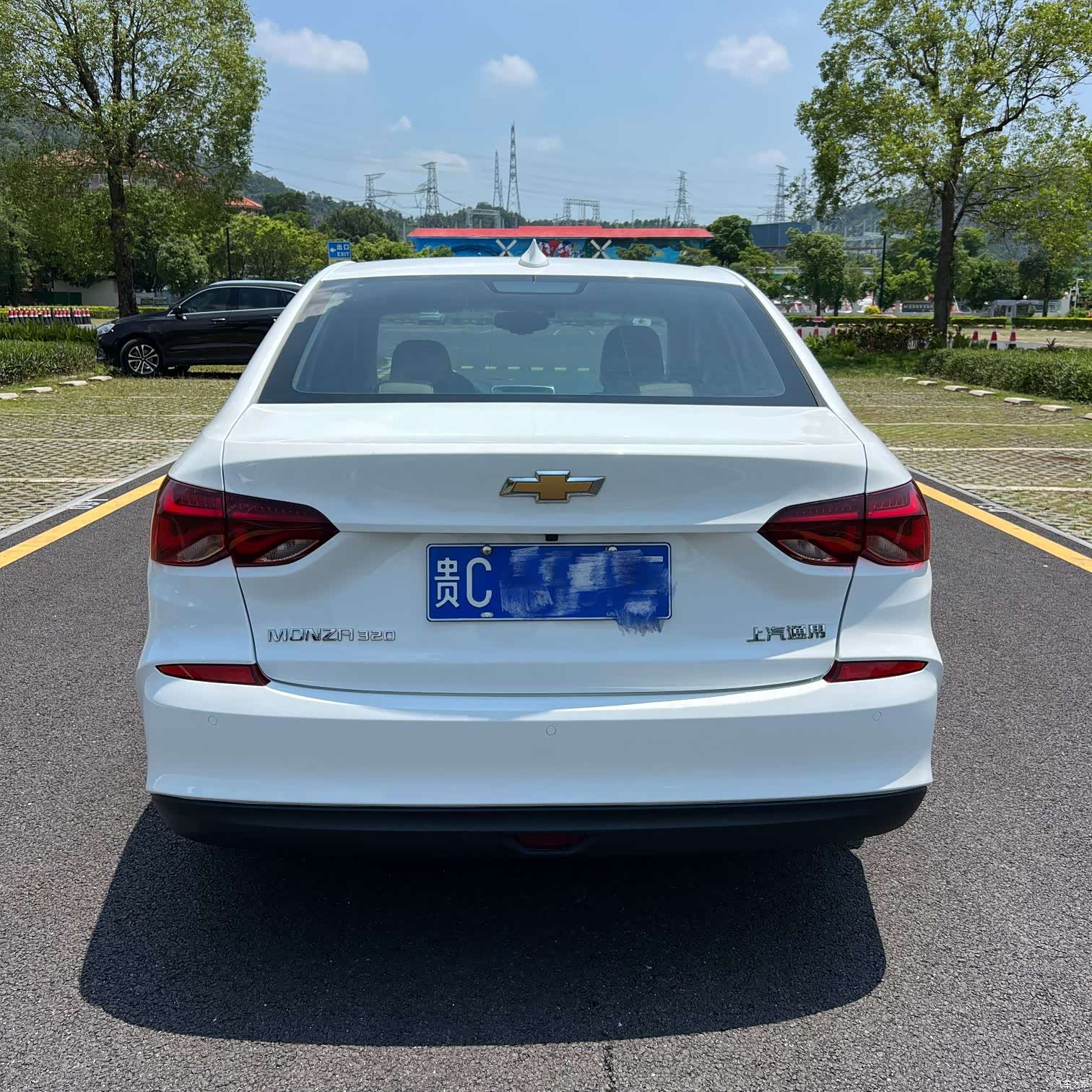 Chevrolet 320, 2021 все фото