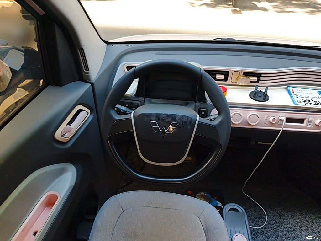 Wuling MINIEV, 2022 7