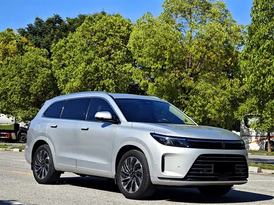 AITO Ask the world M7