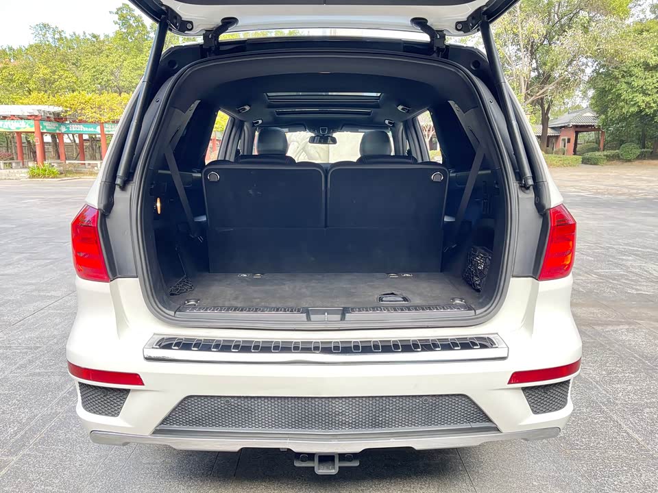 Mercedes-Benz GL grade