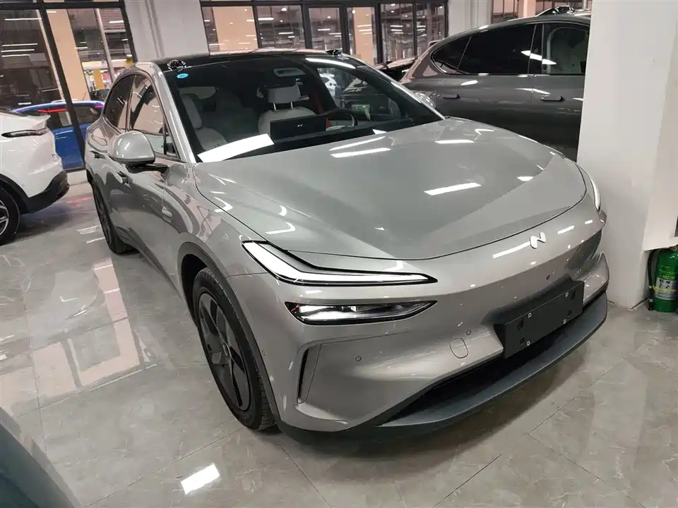 NIO L60