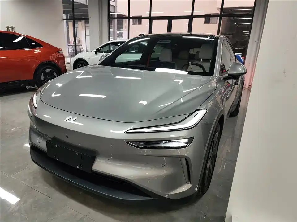 NIO L60