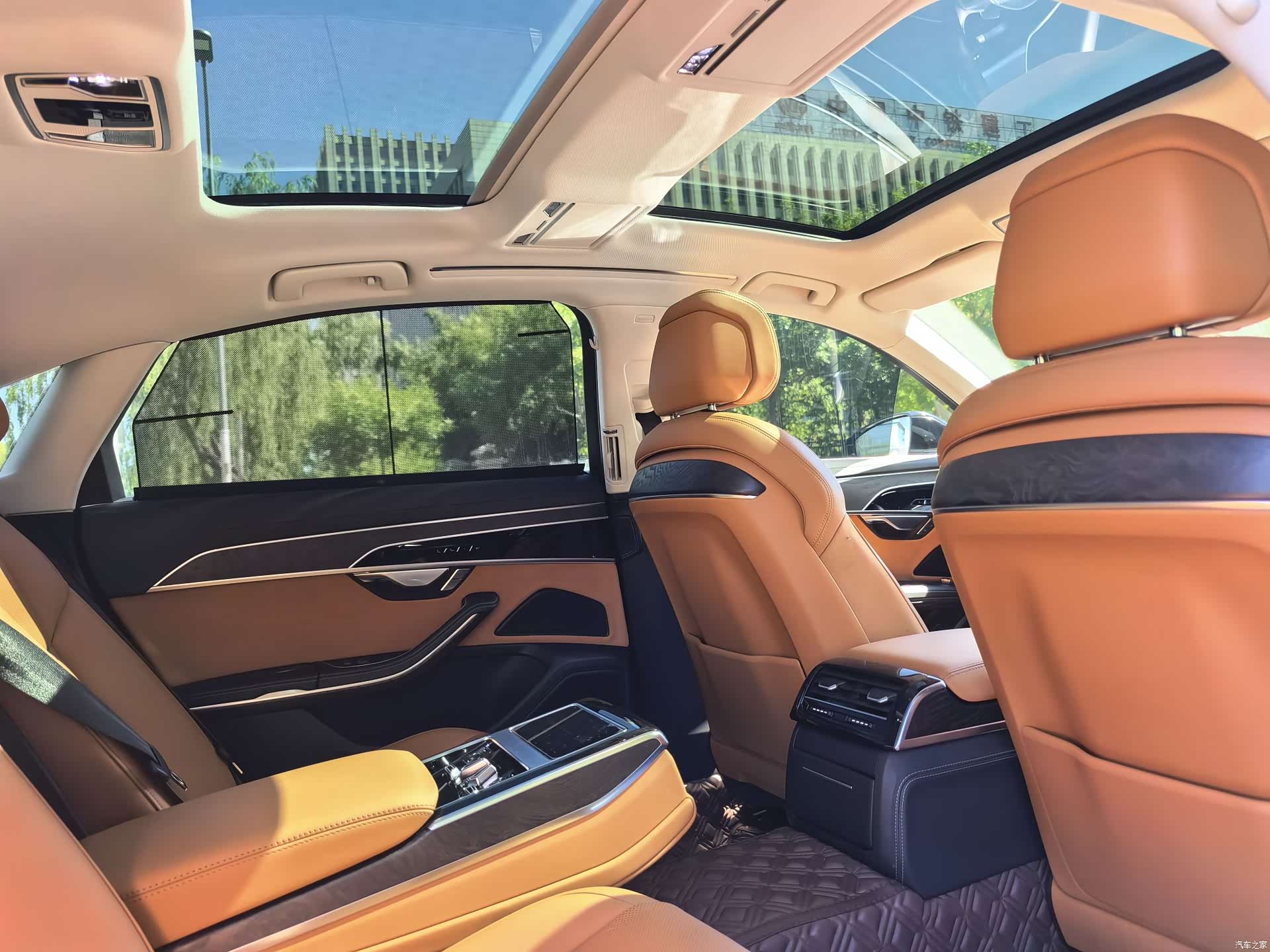 Audi A8L, 2024 10