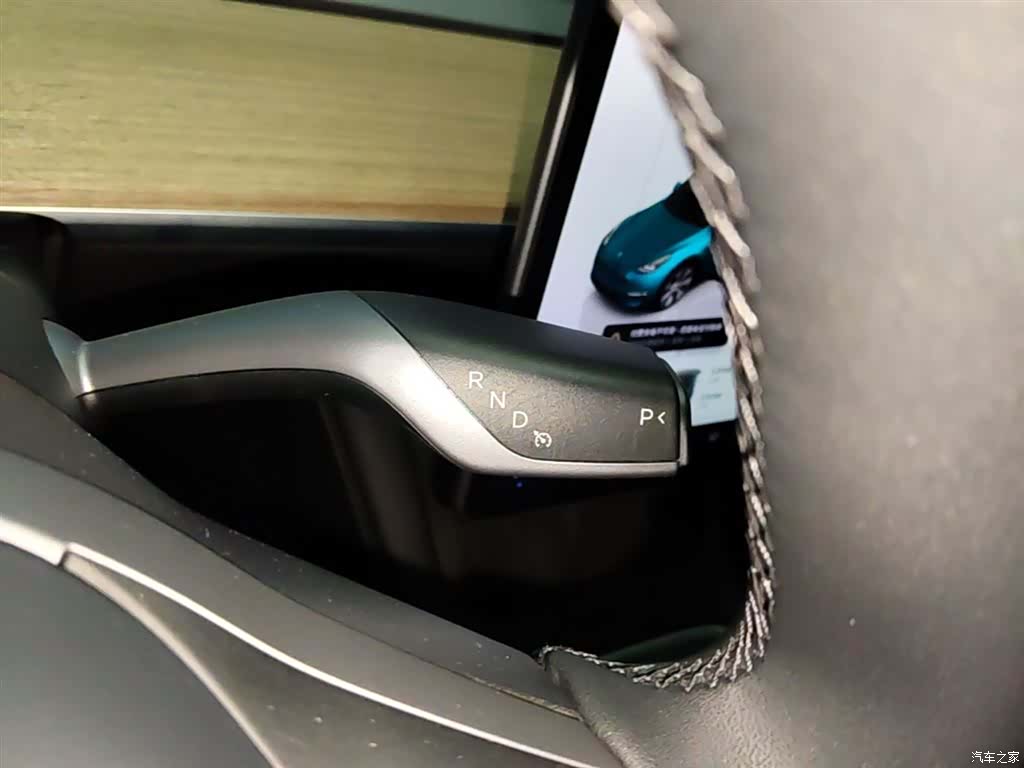 Tesla Model Y, 2022 14