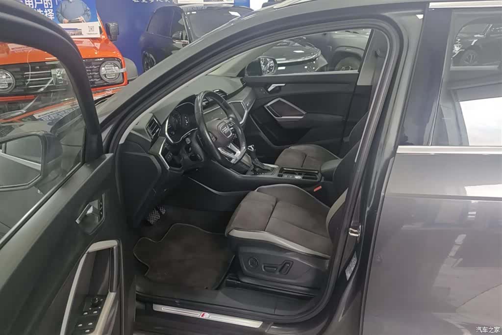 Audi Q3, 2023 9