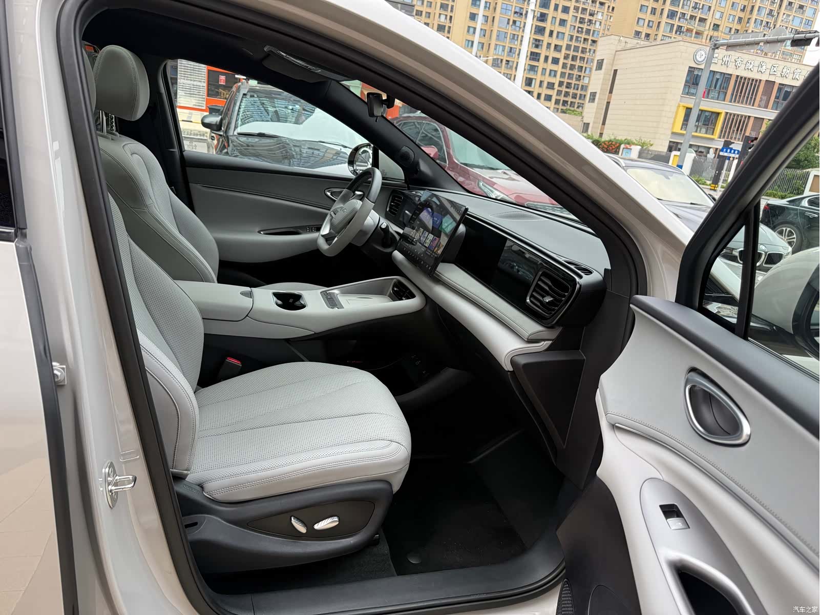 BYD HiAce, 2026 8