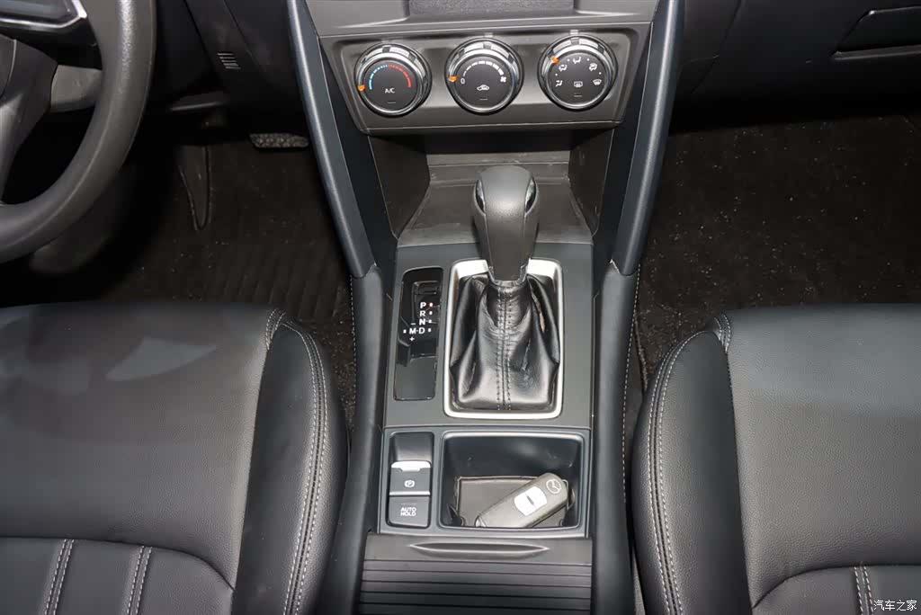 Mazda CX-4, 2020 15