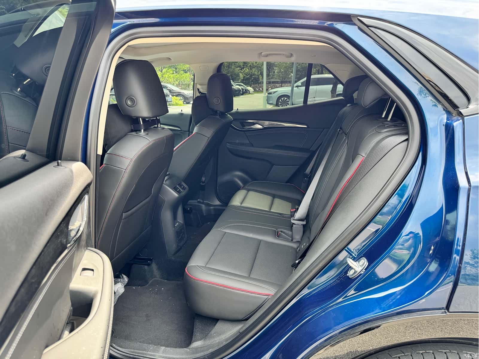 Buick Envision, 2022 10