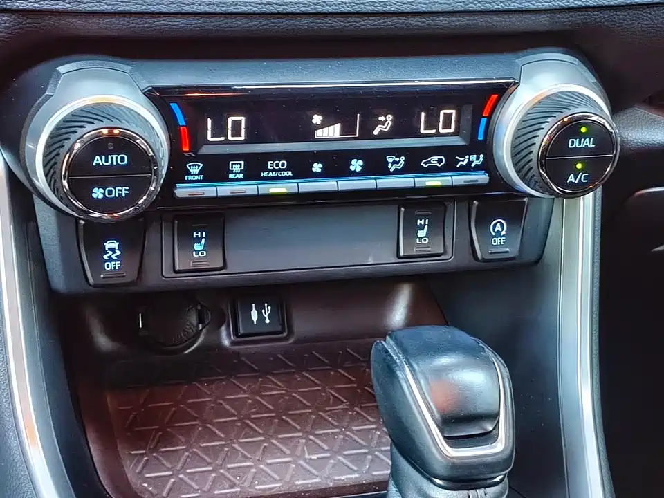 Toyota RAV4 Rongfang