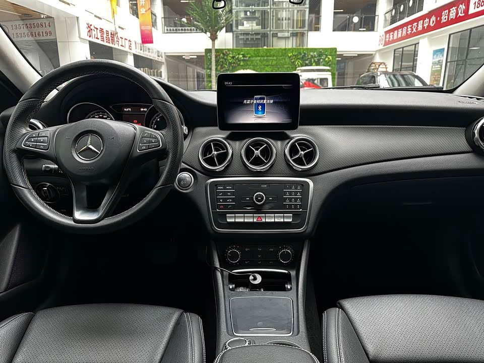 Mercedes-Benz GLA