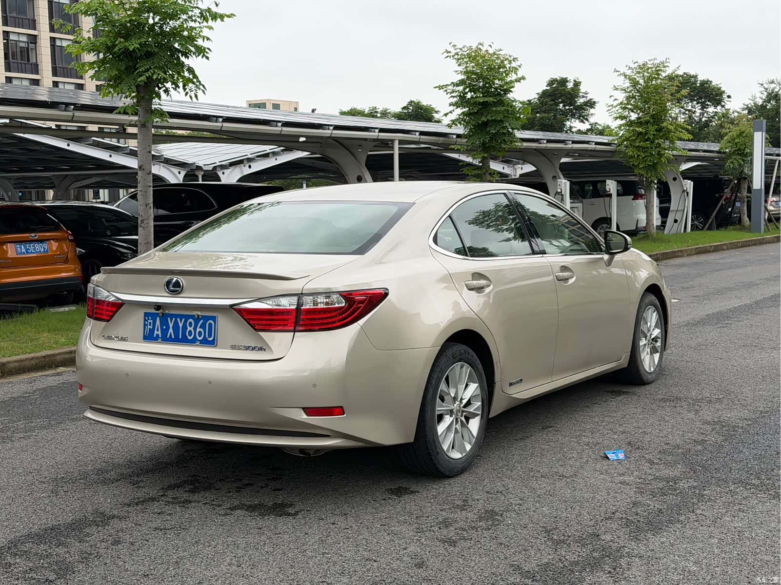 Lexus ES, 2015 6