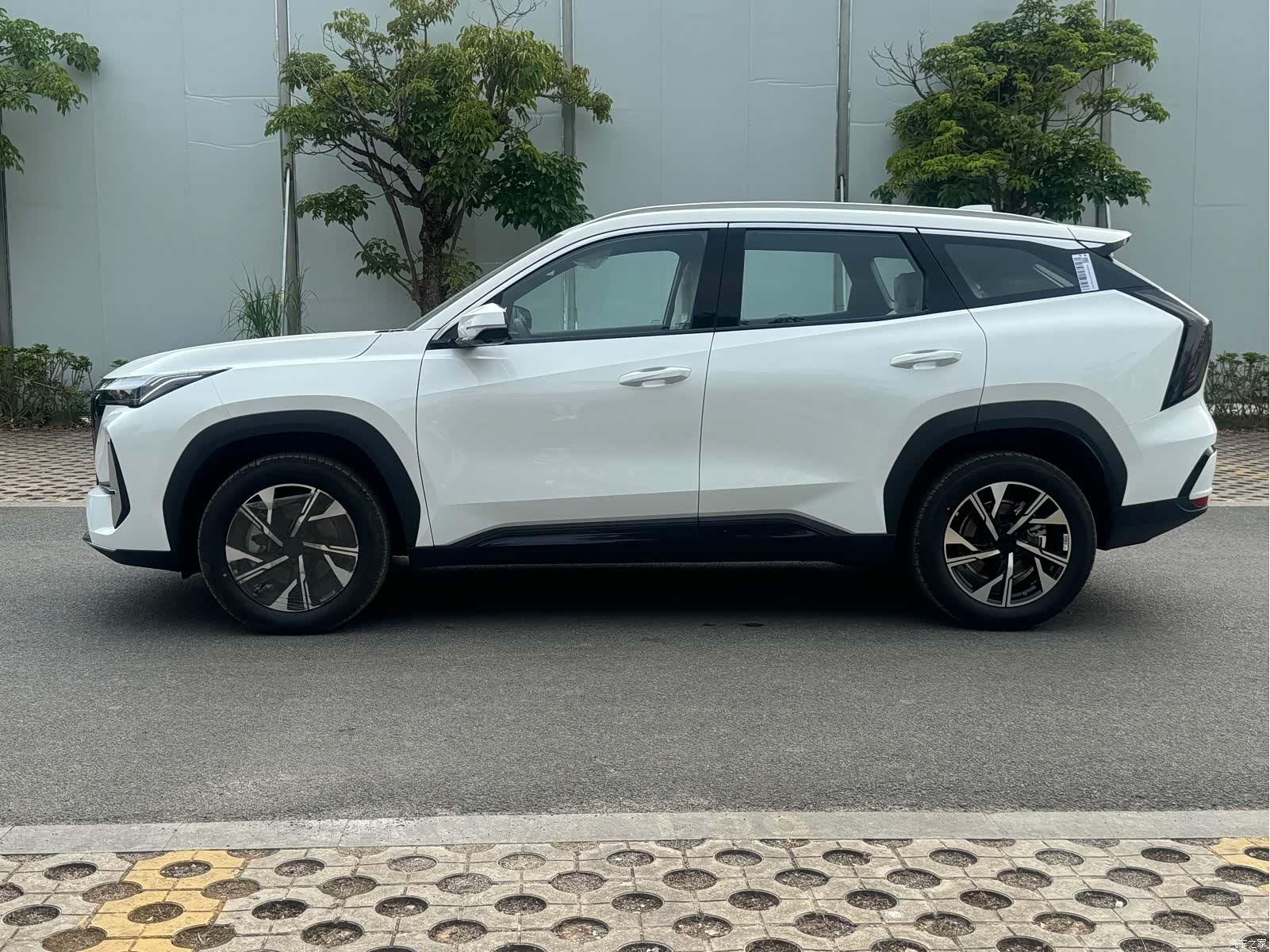 Geely Boyue, 2026 13