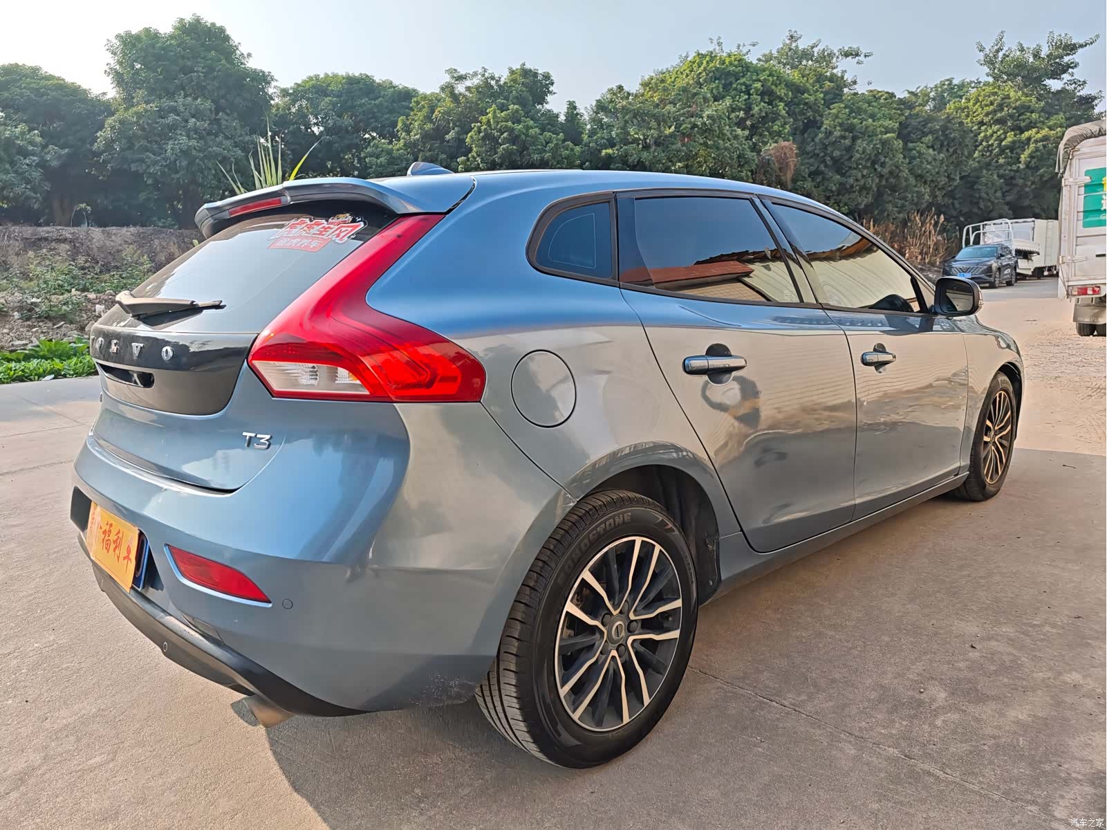Volvo V40, 2018 7
