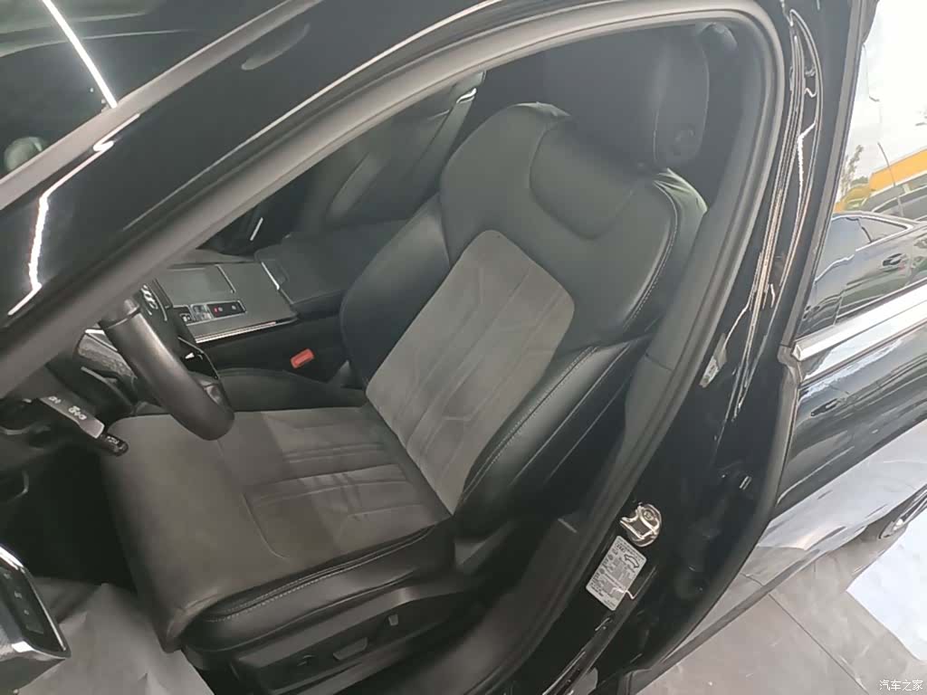 Audi A6L, 2022 15