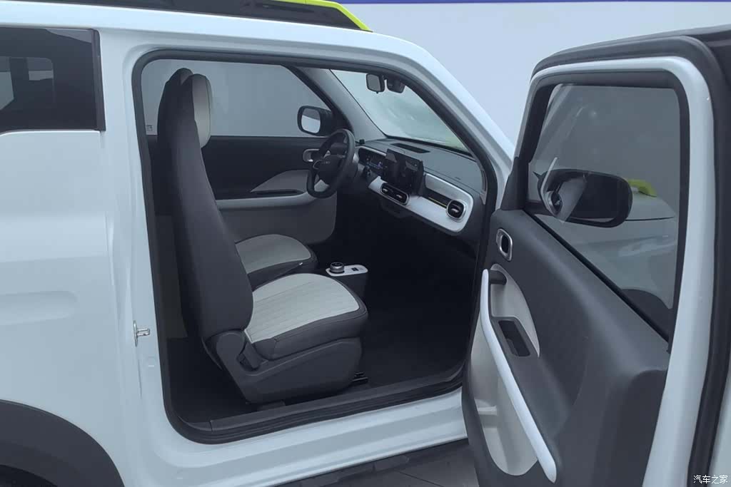 Geely Panda, 2025 8