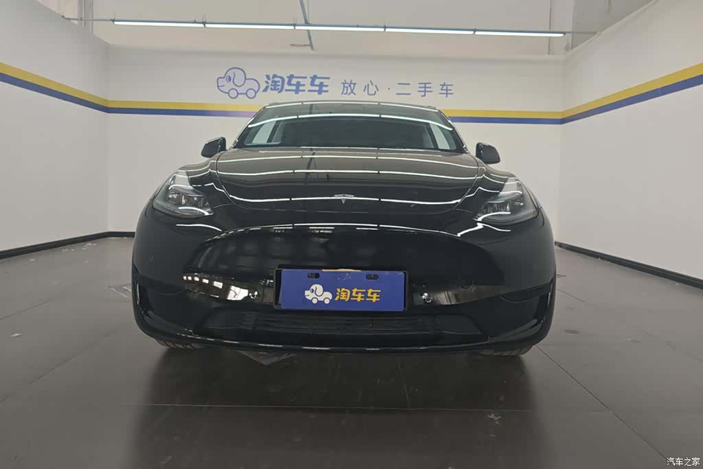 Tesla Model Y, 2023 2