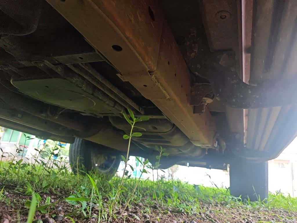 Maxus T90, 2023 19
