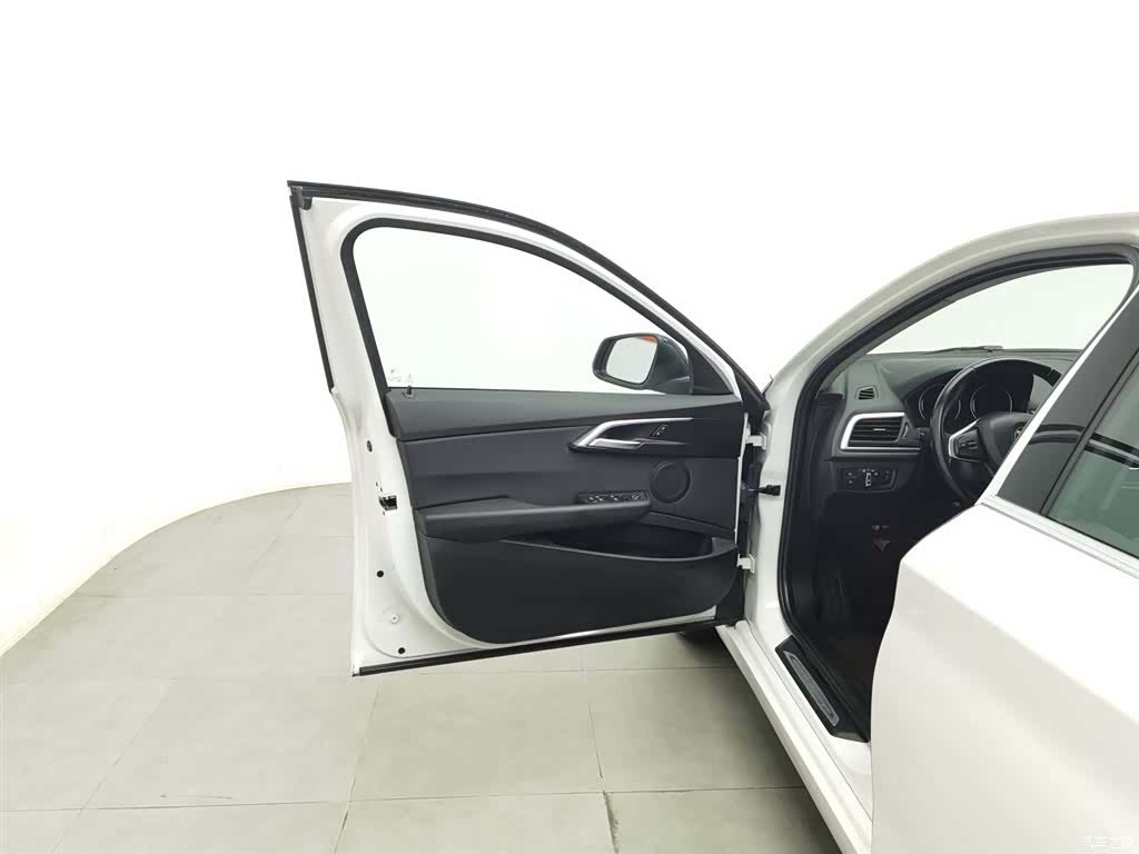BMW 1 Series, 2019 8