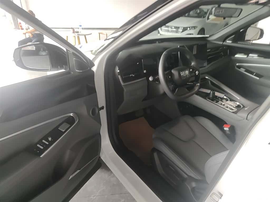 Geely Boyue, 2026 16