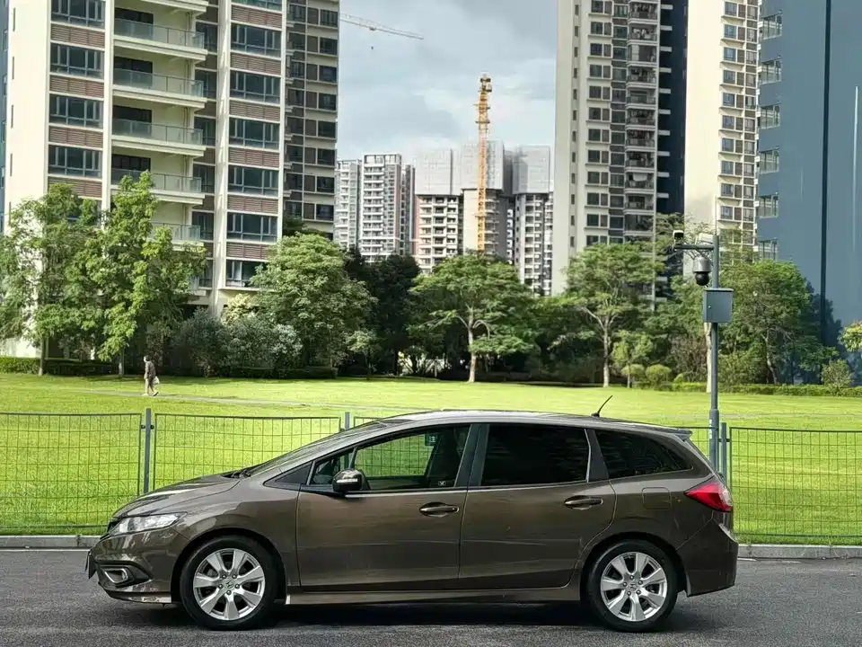Honda Jade