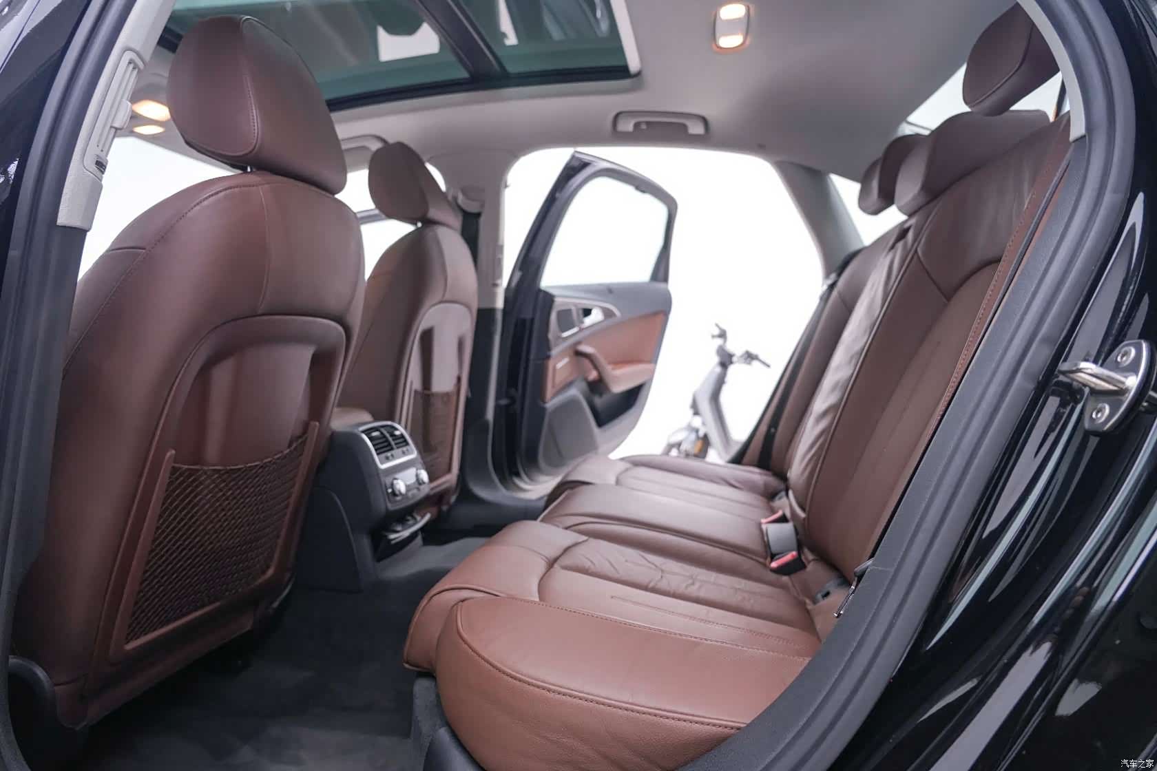 Audi A6L, 2017 23