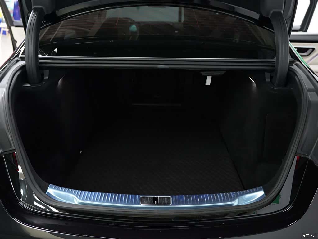 Maybach S-Class, 2025 43