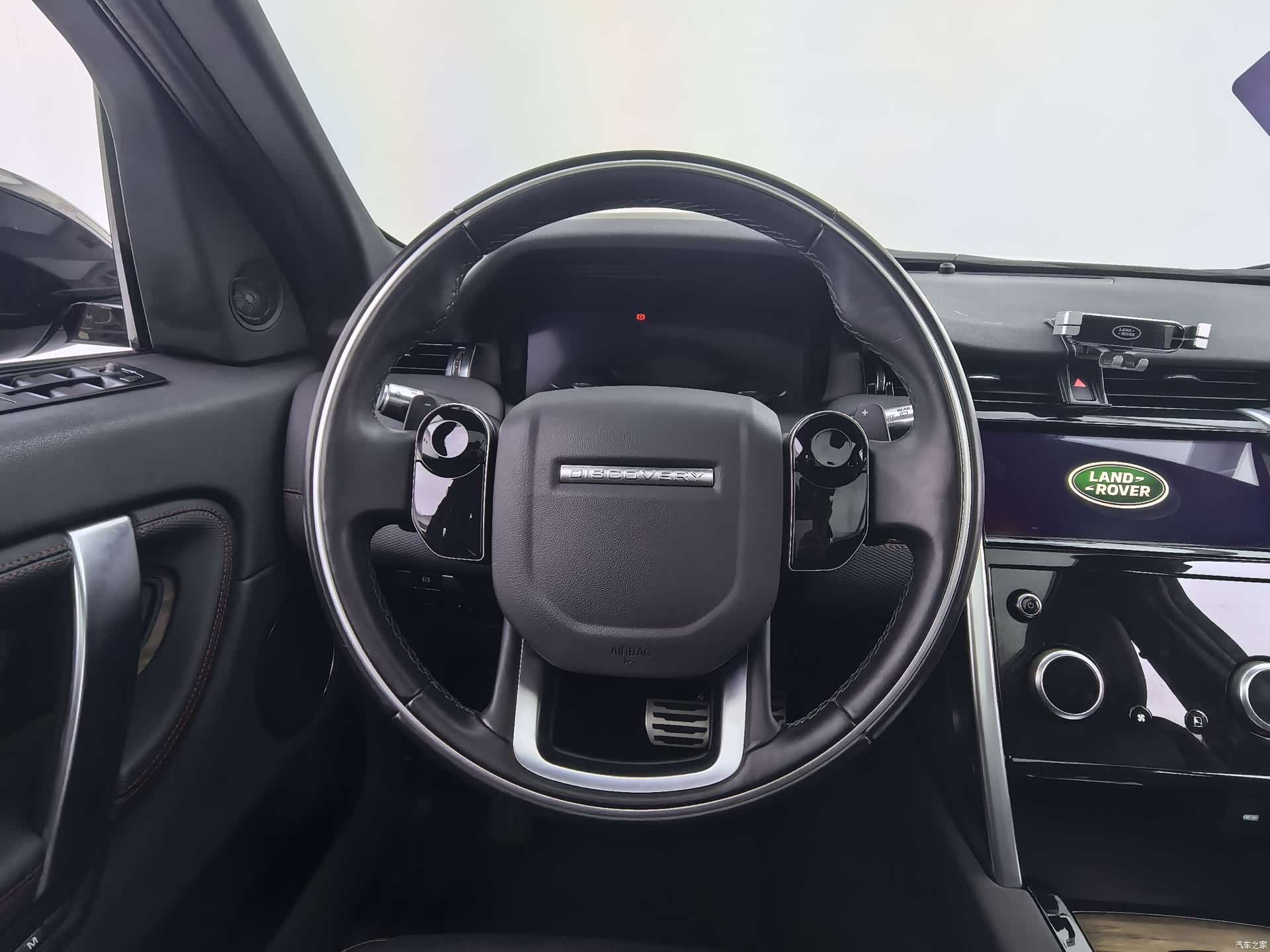 Land Rover Discovery, 2021 9