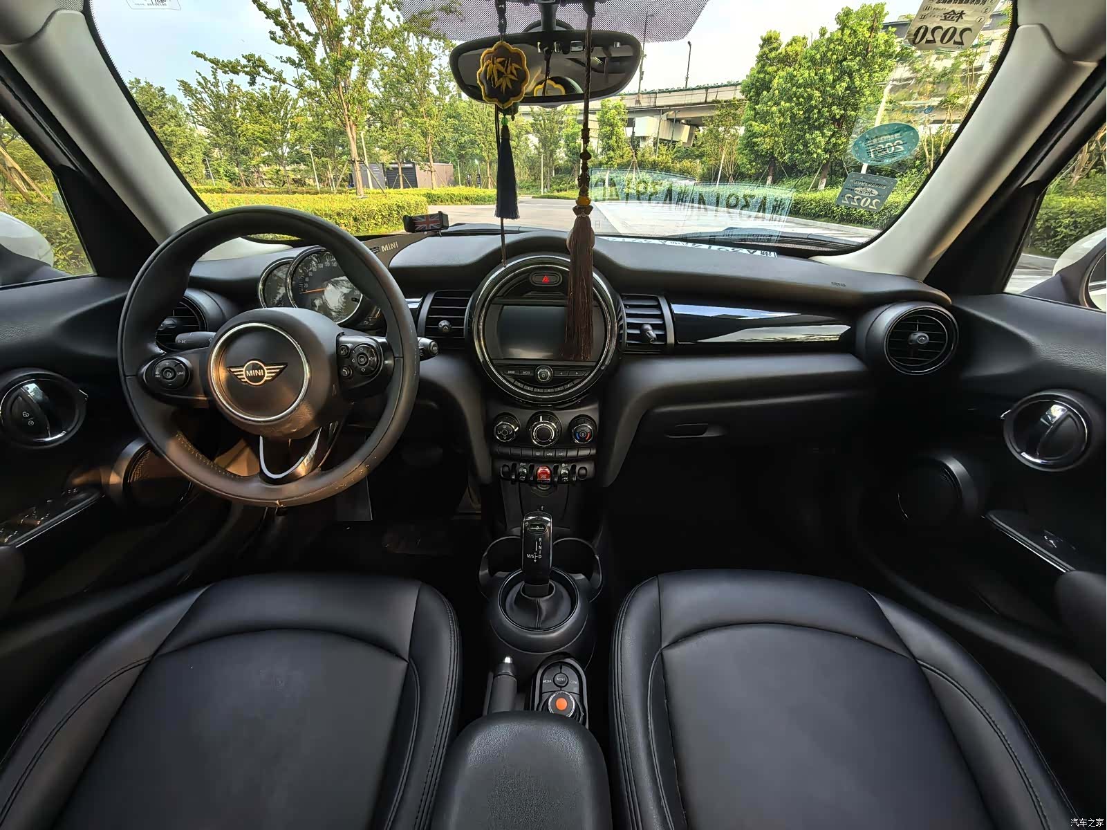Mini ONE, 2018 8