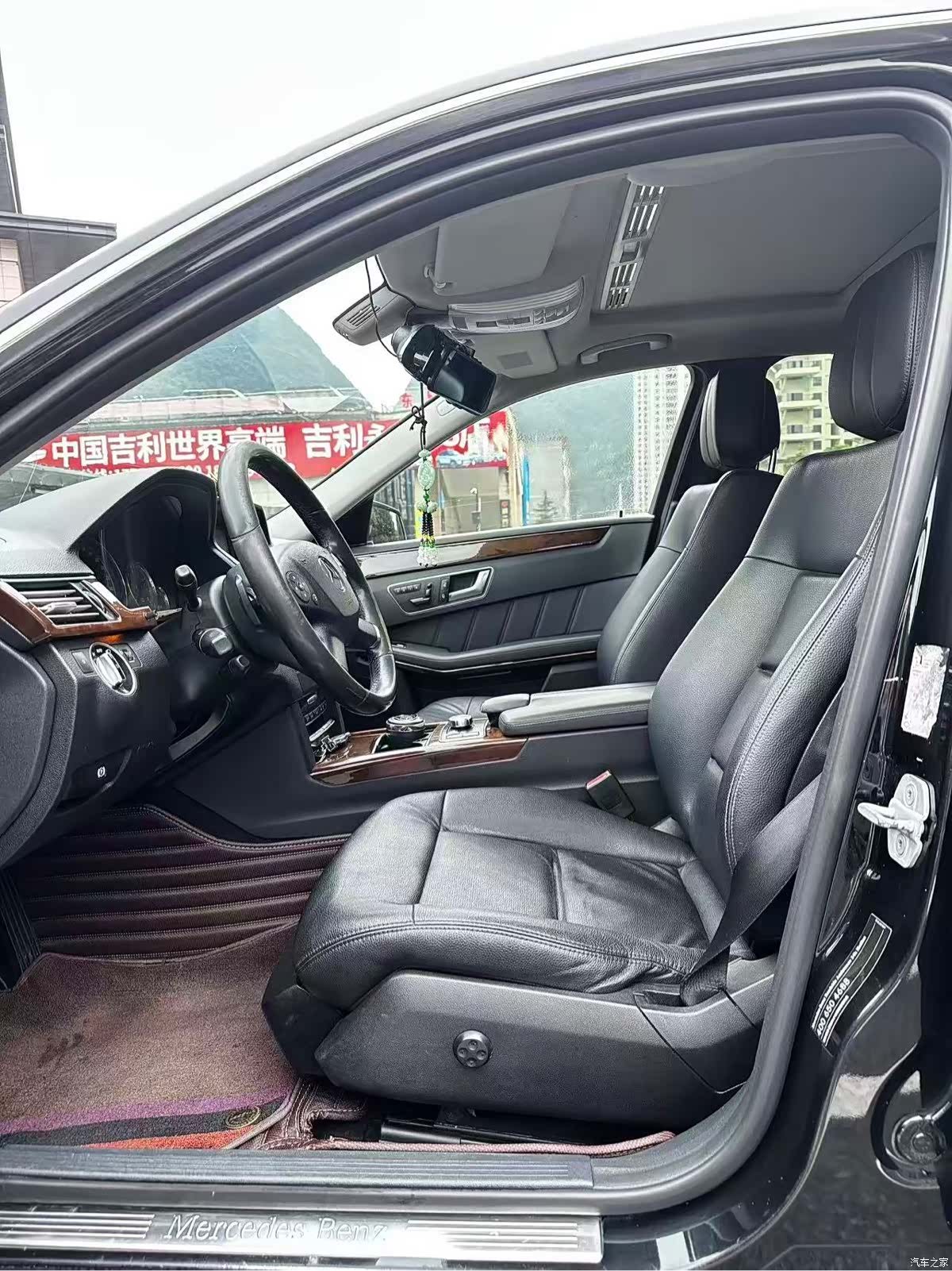 Mercedes-Benz E-Class, 2013 4