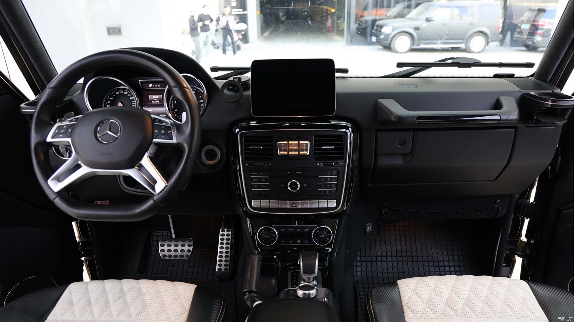 Mercedes-Benz G-Class, 2017 13
