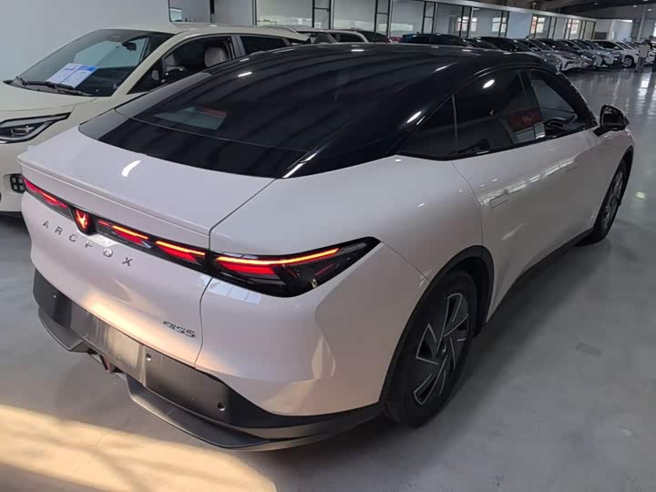 ARCFOX Alpha S 5 2024 560PRO 185kW