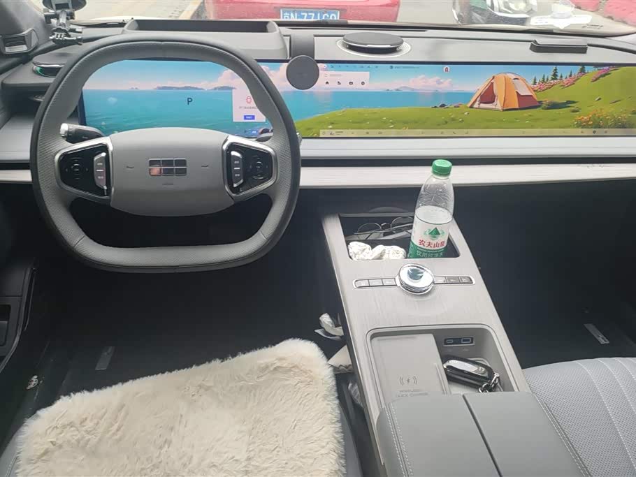 Geely Galaxy Galaxy E8