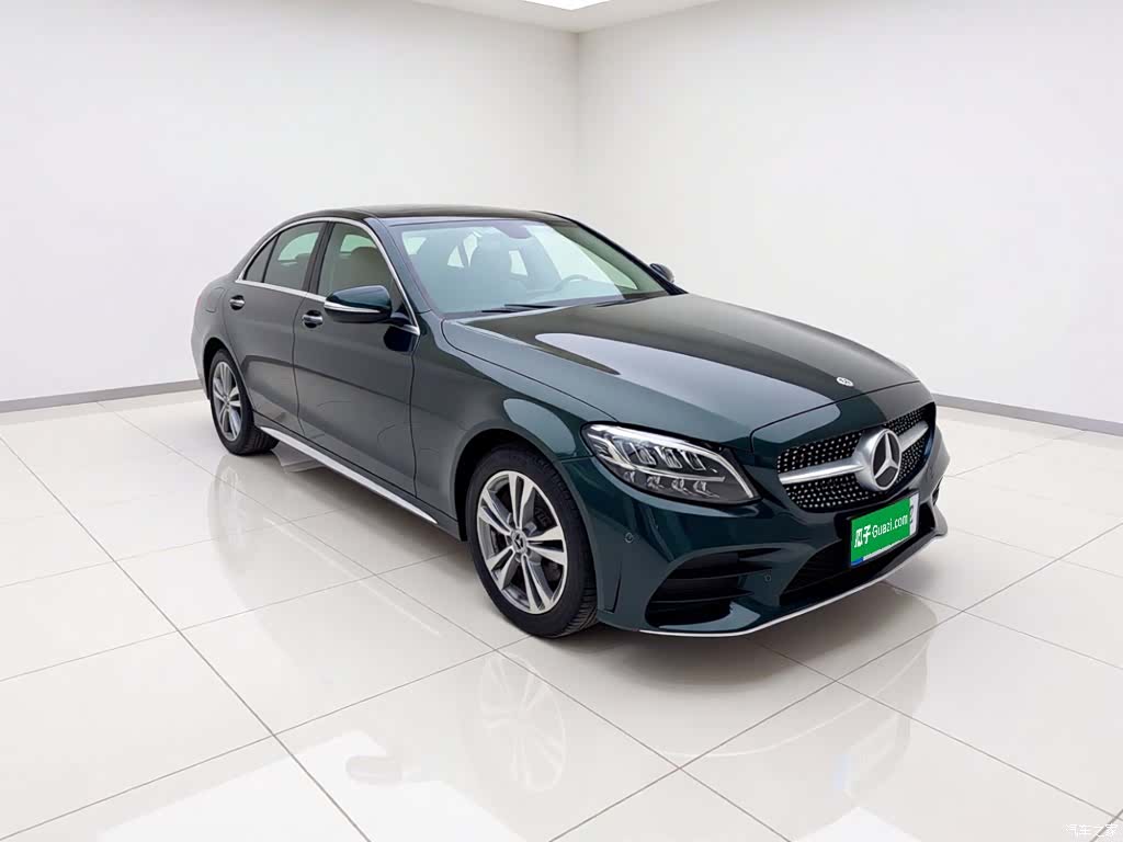 Mercedes-Benz C-Class, 2020 3