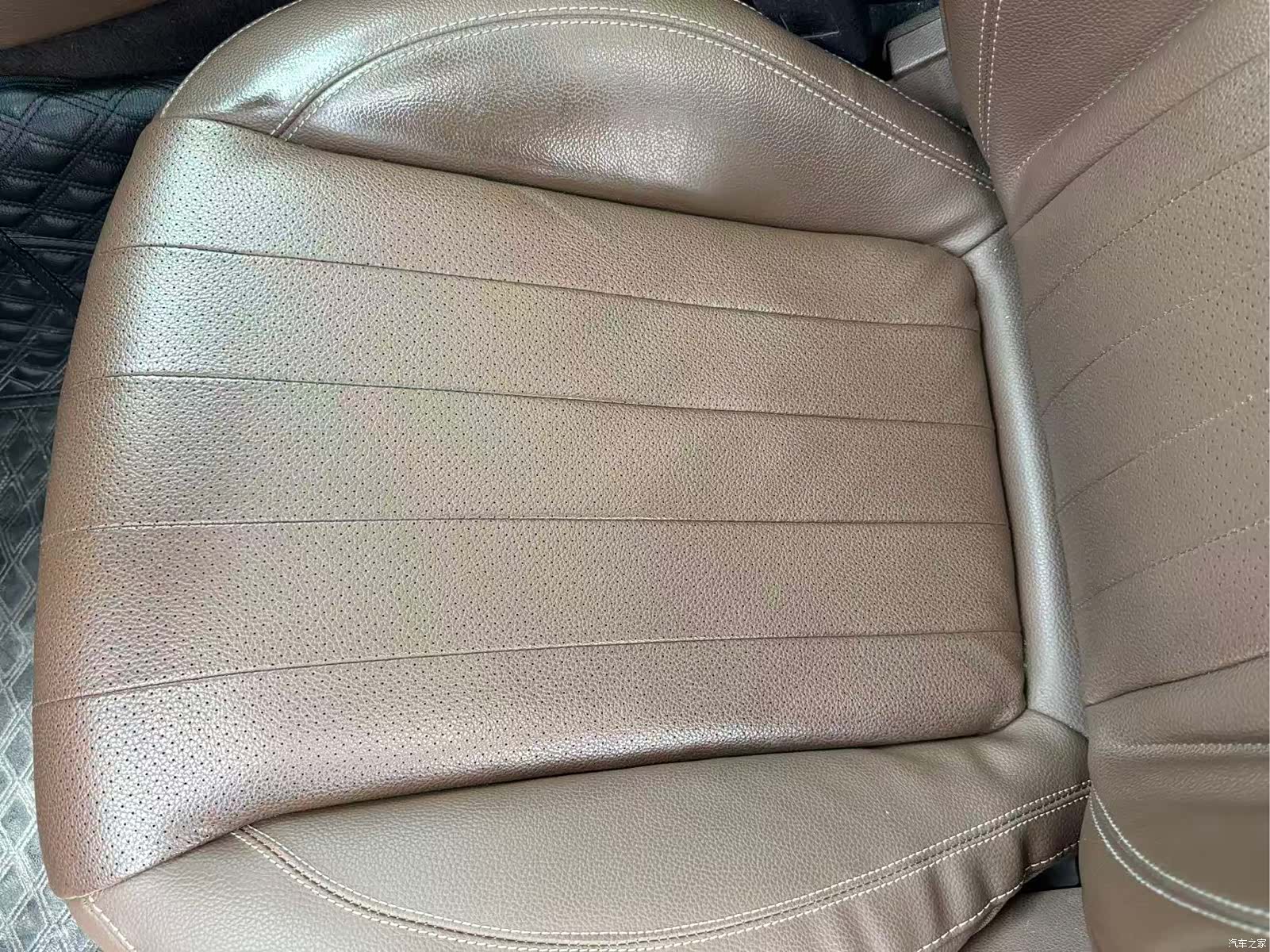 Mercedes-Benz E-Class, 2021 14