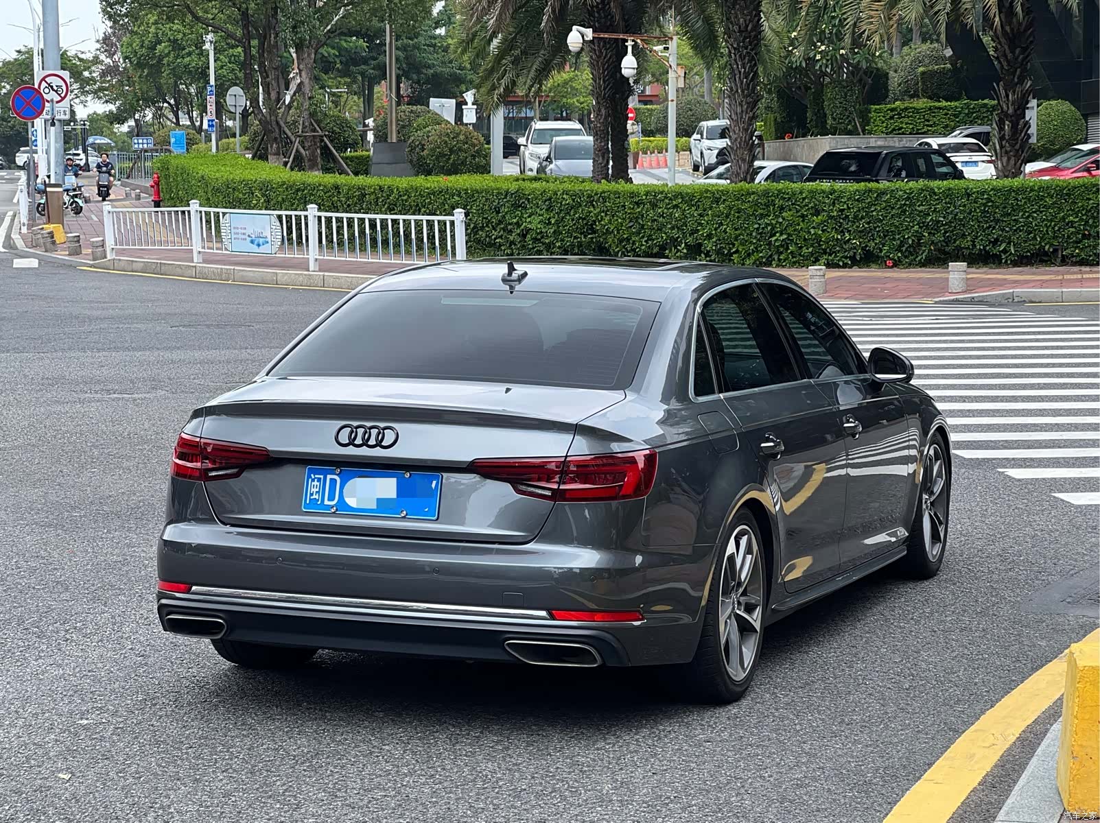 Audi A4L, 2020 9